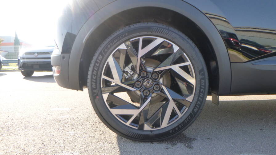 Mandataire Automobile neuf, recherche de Renault Captur-e-tech-full-hybrid-145-esprit-alpine - E-Motors