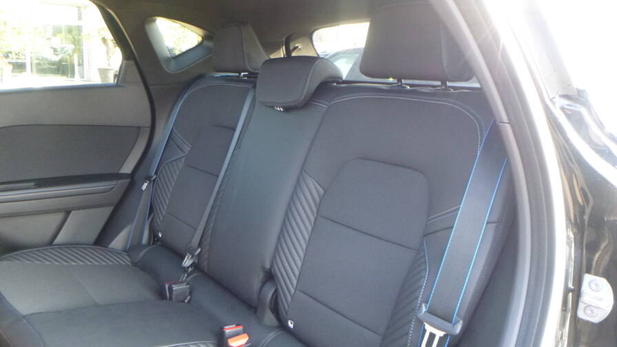 Mandataire Automobile neuf, recherche de Renault Captur-e-tech-full-hybrid-145-esprit-alpine - E-Motors