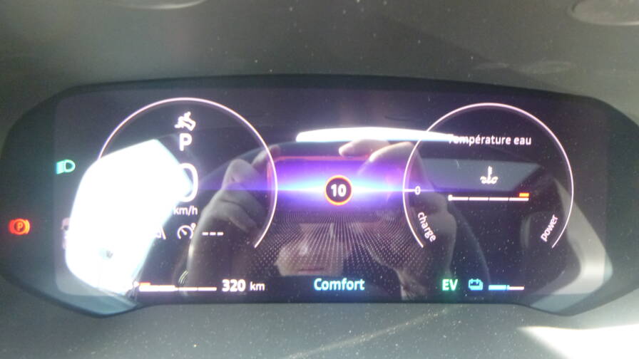 Mandataire Automobile neuf, recherche de Renault Captur-e-tech-full-hybrid-145-esprit-alpine-plus-toit-plus-pack-hiver-plus-pack-360-plus-harman-kardon - E-Motors