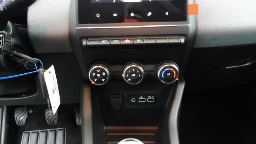 Mandataire Automobile neuf, recherche de Renault Clio-1-0-tce-90ch-generation-25 - E-Motors