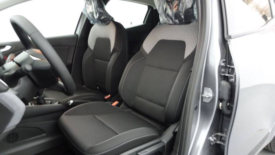 Mandataire Automobile occasion, recherche de Renault Clio-1-5-blue-dci-100ch-evolution - E-Motors