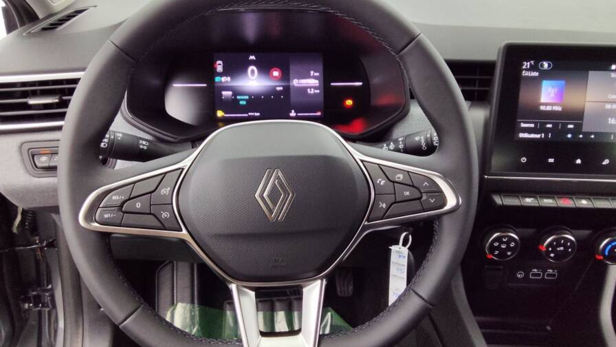 Mandataire Automobile neuf, recherche de Renault Clio-1-5-blue-dci-100ch-evolution - E-Motors