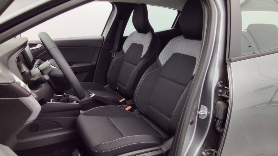 Mandataire Automobile neuf, recherche de Renault Clio-1-5-blue-dci-100ch-evolution - E-Motors