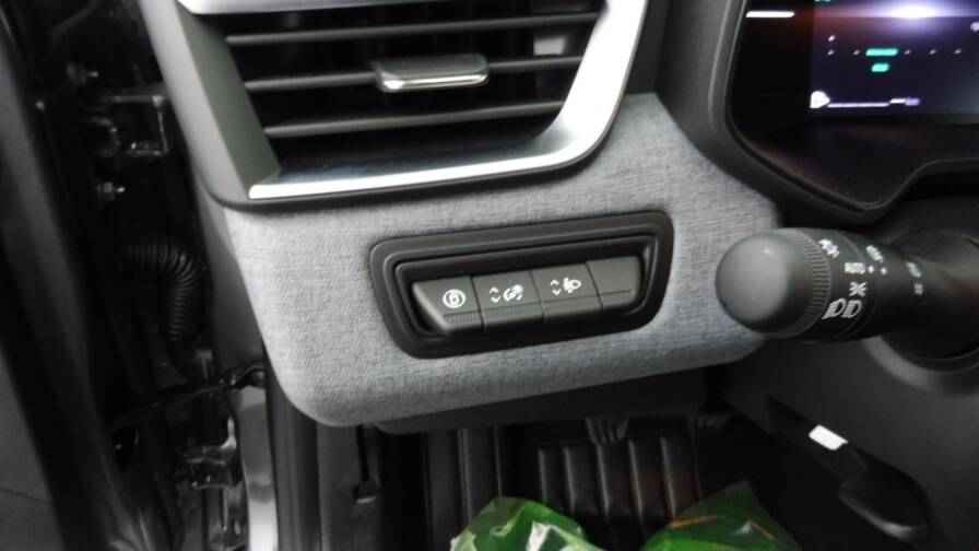 Mandataire Automobile occasion, recherche de Renault Clio-1-5-blue-dci-100ch-evolution - E-Motors