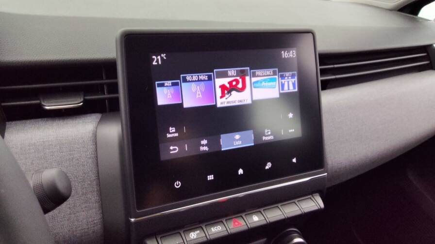 Mandataire Automobile neuf, recherche de Renault Clio-1-5-blue-dci-100ch-evolution - E-Motors