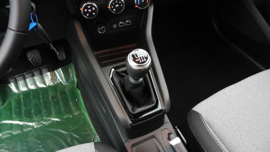 Mandataire Automobile neuf, recherche de Renault Clio-1-5-blue-dci-100ch-evolution - E-Motors