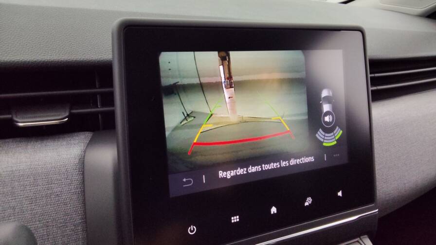 Mandataire Automobile neuf, recherche de Renault Clio-1-5-blue-dci-100ch-evolution - E-Motors