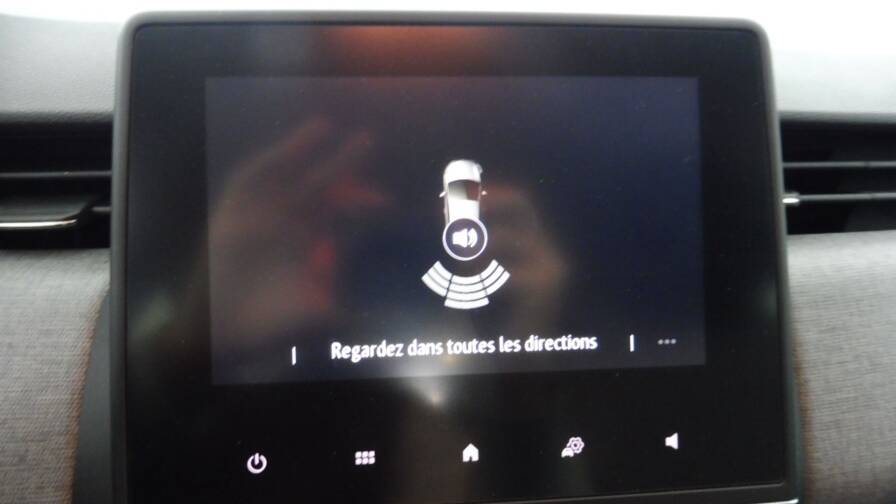 Mandataire Automobile occasion, recherche de Renault Clio-1-5-blue-dci-100ch-evolution-gsr2 - E-Motors