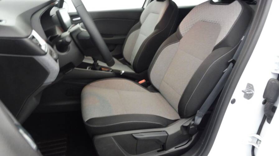 Mandataire Automobile occasion, recherche de Renault Clio-1-5-blue-dci-100ch-evolution-gsr2 - E-Motors