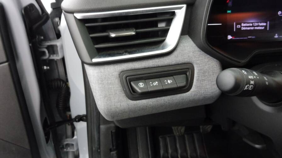 Mandataire Automobile occasion, recherche de Renault Clio-1-5-blue-dci-100ch-evolution-gsr2 - E-Motors