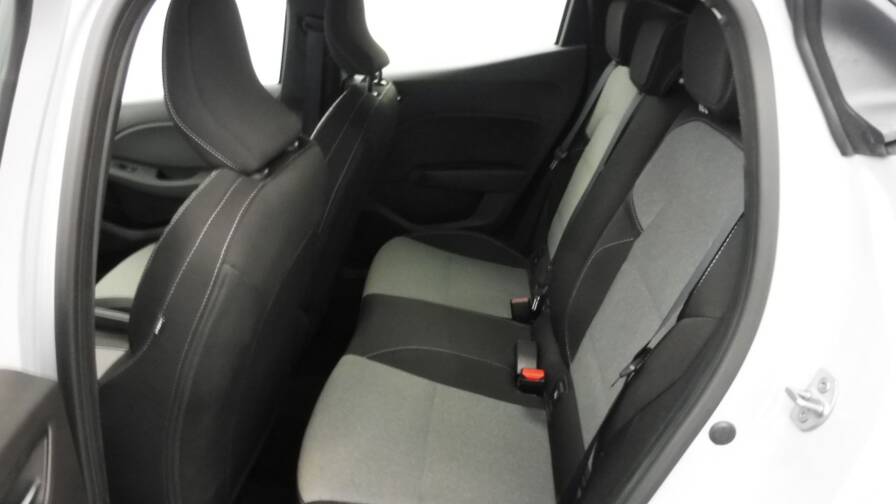 Mandataire Automobile occasion, recherche de Renault Clio-1-5-blue-dci-100ch-evolution-gsr2 - E-Motors