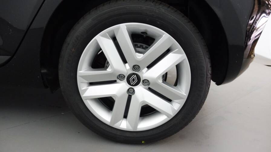 Mandataire Automobile occasion, recherche de Renault Clio-1-5-blue-dci-100ch-evolution - E-Motors