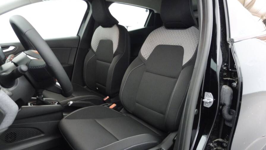 Mandataire Automobile neuf, recherche de Renault Clio-1-5-blue-dci-100ch-evolution - E-Motors