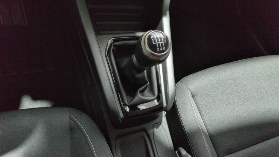 Mandataire Automobile neuf, recherche de Renault Clio-5-blue-dci-100-ch-gsr2-evolution-surequipee - E-Motors