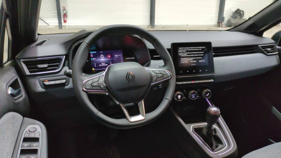 Mandataire Automobile neuf, recherche de Renault Clio-5-tce-90-ch-gsr2-techno - E-Motors