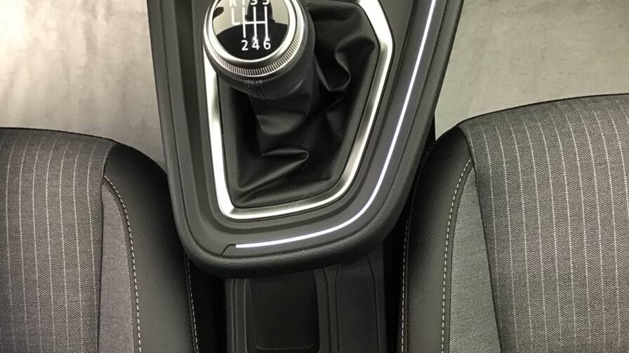 Mandataire Automobile occasion, recherche de Renault Clio-tce-90-ch-gsr2-techno5-portes-vp-essence-sans-plomb042024-en-cours - E-Motors