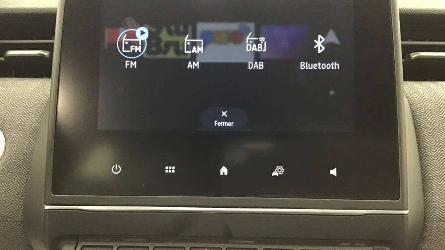 Mandataire Automobile occasion, recherche de Renault Clio-tce-90-ch-gsr2-techno5-portes-vp-essence-sans-plomb042024-en-cours - E-Motors