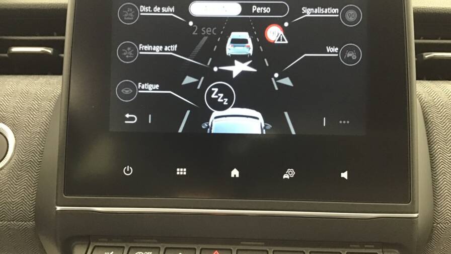 Mandataire Automobile occasion, recherche de Renault Clio-tce-90-ch-gsr2-techno5-portes-vp-essence-sans-plomb042024-en-cours - E-Motors