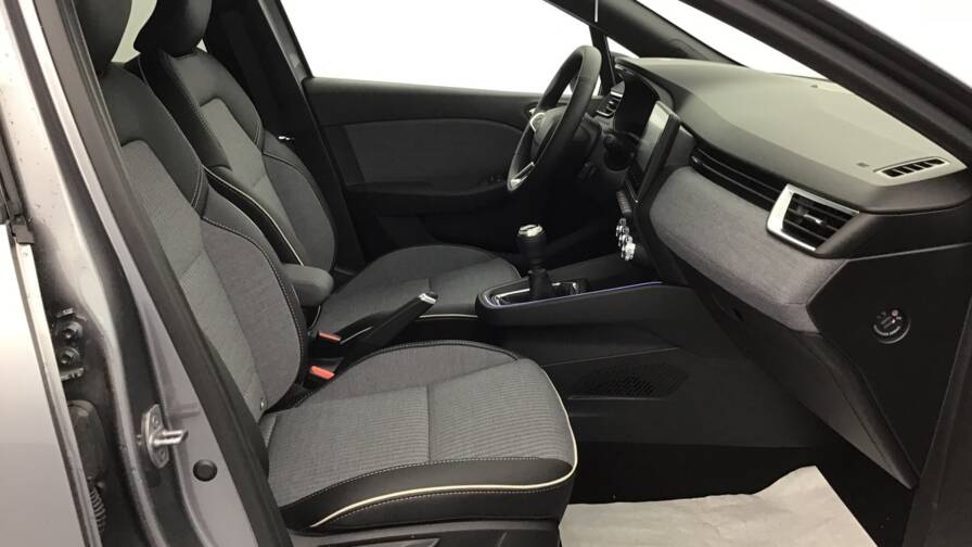 Mandataire Automobile occasion, recherche de Renault Clio-tce-90-ch-gsr2-techno5-portes-vp-essence-sans-plomb042024-en-cours - E-Motors