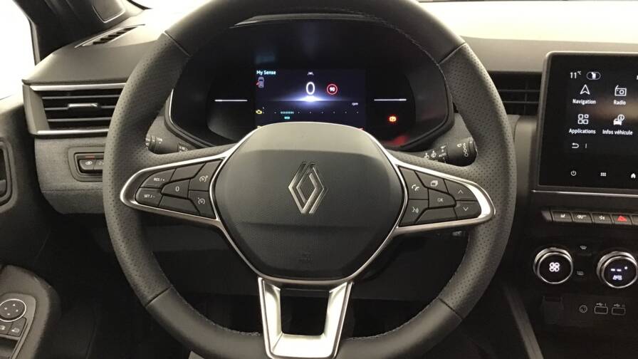 Mandataire Automobile occasion, recherche de Renault Clio-tce-90-ch-gsr2-techno5-portes-vp-essence-sans-plomb042024-en-cours - E-Motors