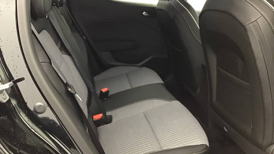 Mandataire Automobile occasion, recherche de Renault Clio-tce-90-ch-gsr2-techno5-portes-vp-essence-sans-plomb042024-en-cours - E-Motors