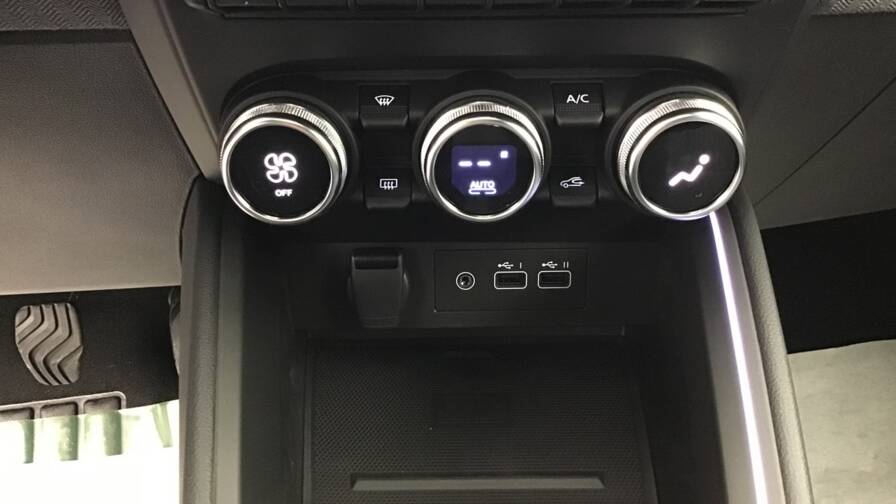 Mandataire Automobile occasion, recherche de Renault Clio-tce-90-ch-gsr2-techno5-portes-vp-essence-sans-plomb042024-en-cours - E-Motors