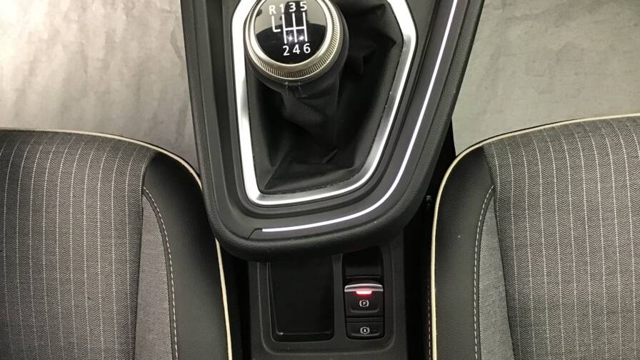 Mandataire Automobile occasion, recherche de Renault Clio-tce-90-techno - E-Motors