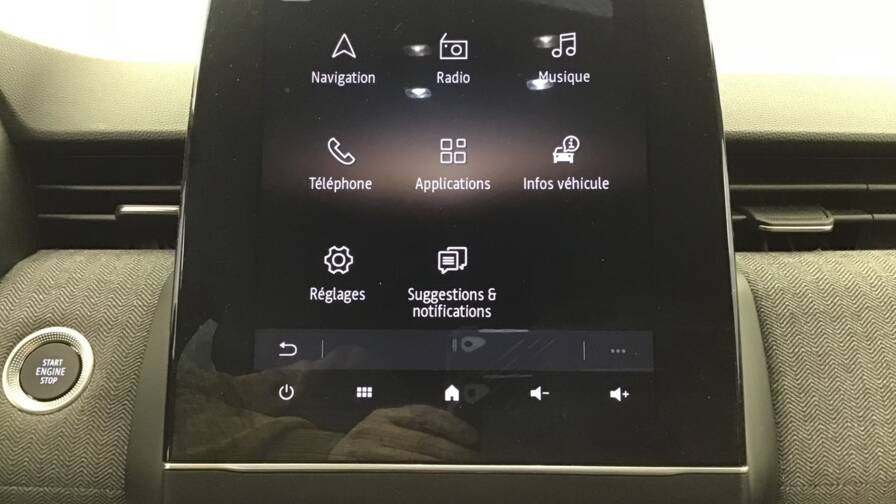 Mandataire Automobile occasion, recherche de Renault Clio-tce-90-techno - E-Motors