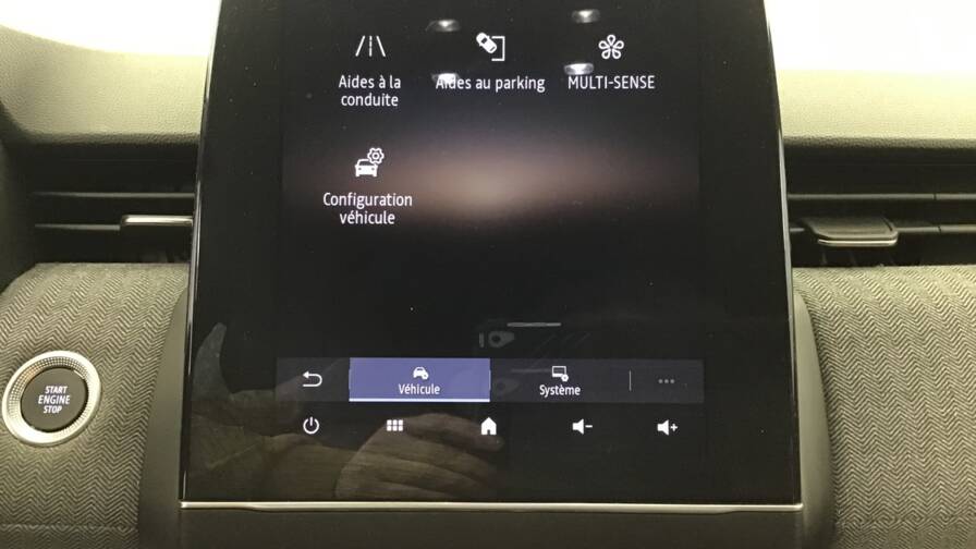 Mandataire Automobile occasion, recherche de Renault Clio-tce-90-techno - E-Motors