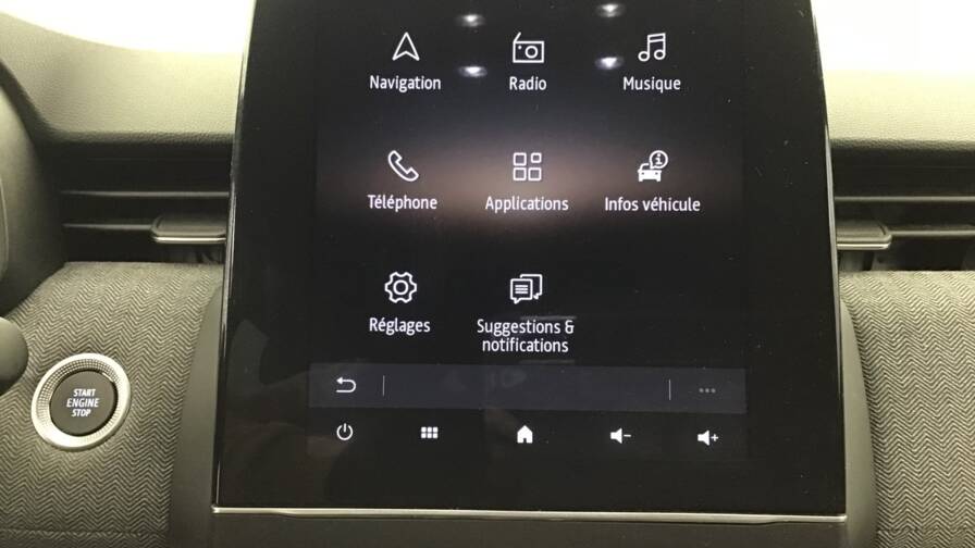 Mandataire Automobile occasion, recherche de Renault Clio-tce-90-techno - E-Motors