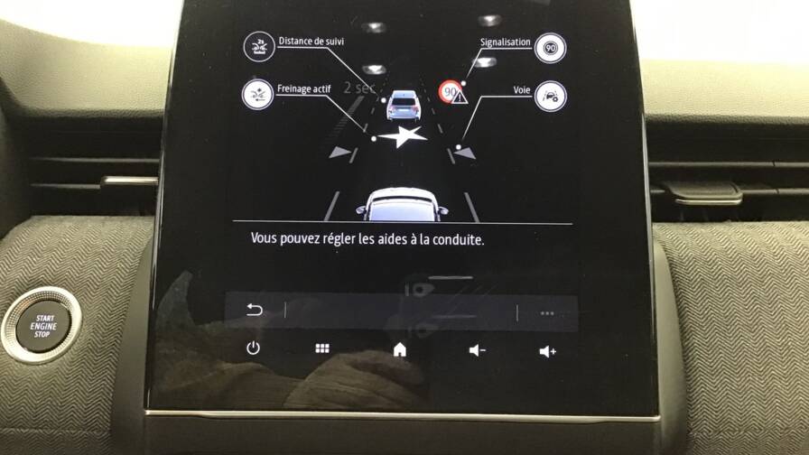 Mandataire Automobile occasion, recherche de Renault Clio-tce-90-techno - E-Motors