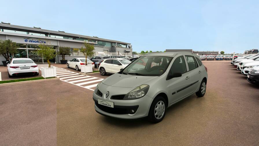 Avis-mandataire-auto-Emotors-Renault-Clio-estate-1-5-dci-70-eco2-authentique.