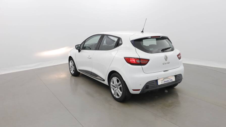 Mandataire Automobile occasion, recherche de Renault Clio-dci-90-zen-plus-gps-plus-pdc-ar - E-Motors