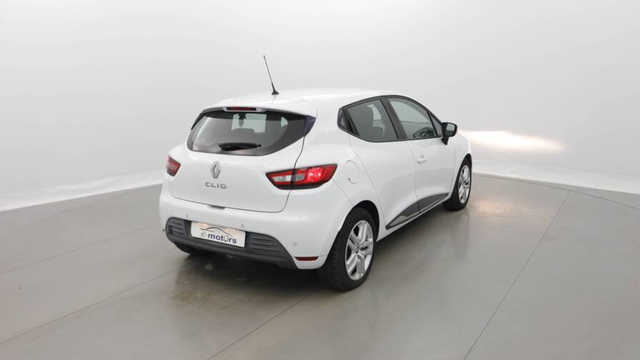 Mandataire Automobile occasion, recherche de Renault Clio-dci-90-zen-plus-gps-plus-pdc-ar - E-Motors