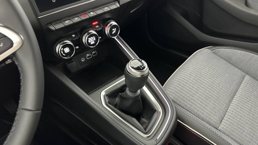 Mandataire Automobile neuf, recherche de Renault Clio-v-1-0-eco-g-100ch-techno - E-Motors