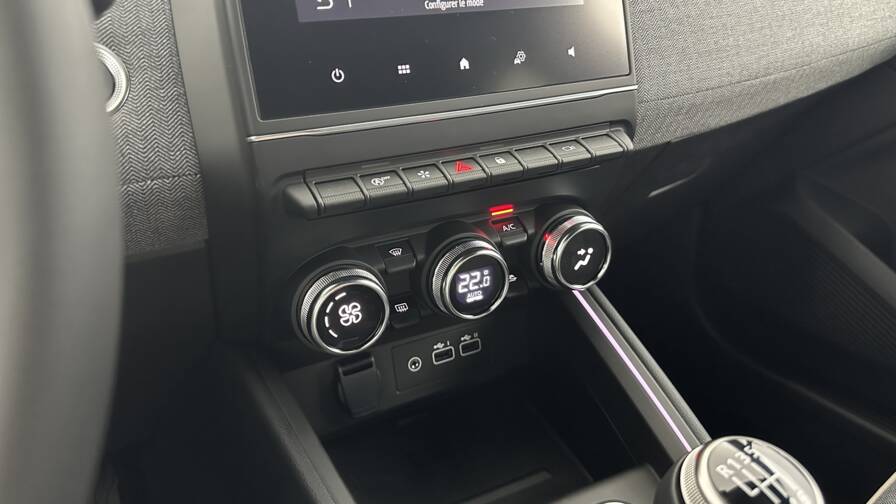 Mandataire Automobile neuf, recherche de Renault Clio-v-1-0-eco-g-100ch-techno - E-Motors