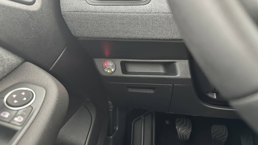 Mandataire Automobile neuf, recherche de Renault Clio-v-1-0-eco-g-100ch-techno - E-Motors