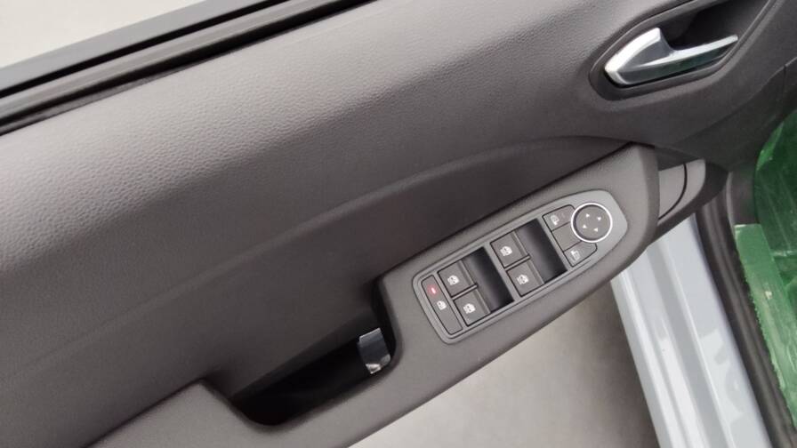 Mandataire Automobile neuf, recherche de Renault Clio-1-5-dci-100ch-evolution-25 - E-Motors