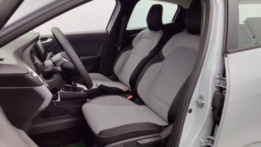 Mandataire Automobile neuf, recherche de Renault Clio-1-5-dci-100ch-evolution-25 - E-Motors