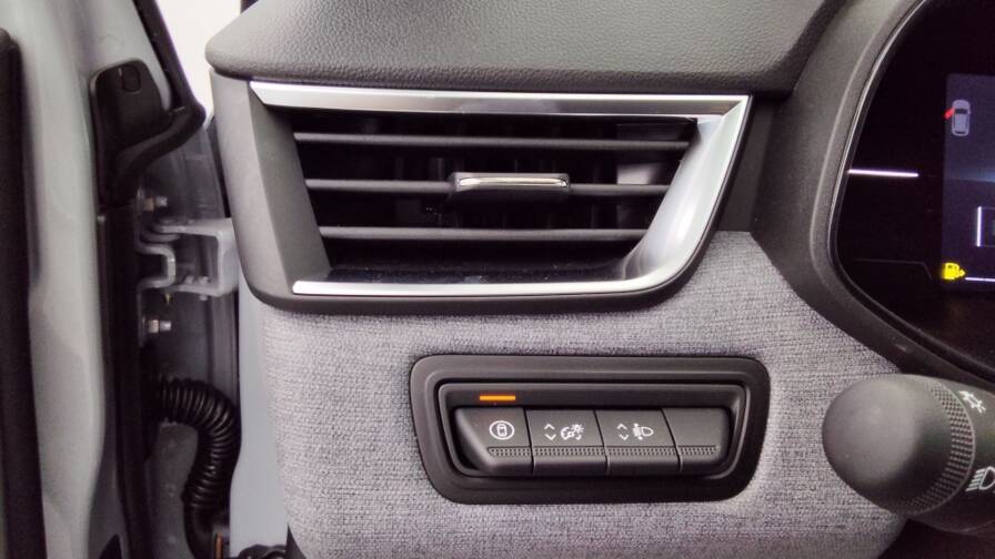 Mandataire Automobile neuf, recherche de Renault Clio-1-5-dci-100ch-evolution-25 - E-Motors