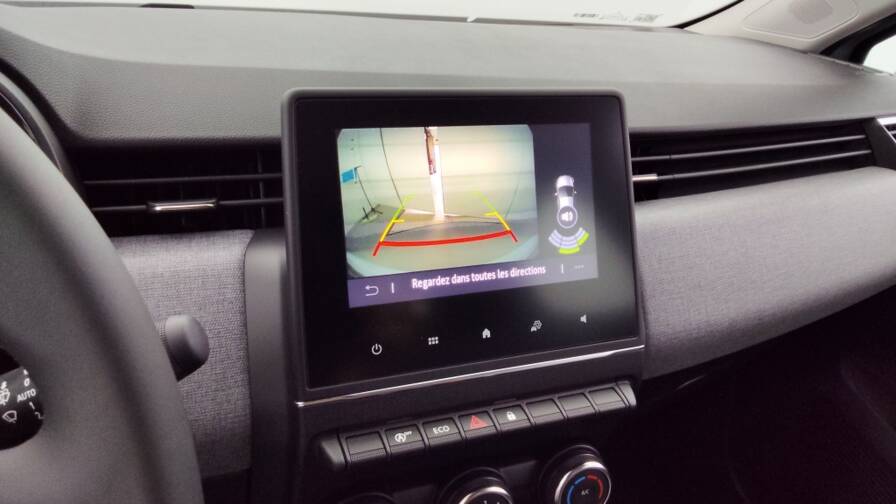 Mandataire Automobile neuf, recherche de Renault Clio-1-5-dci-100ch-evolution-25 - E-Motors