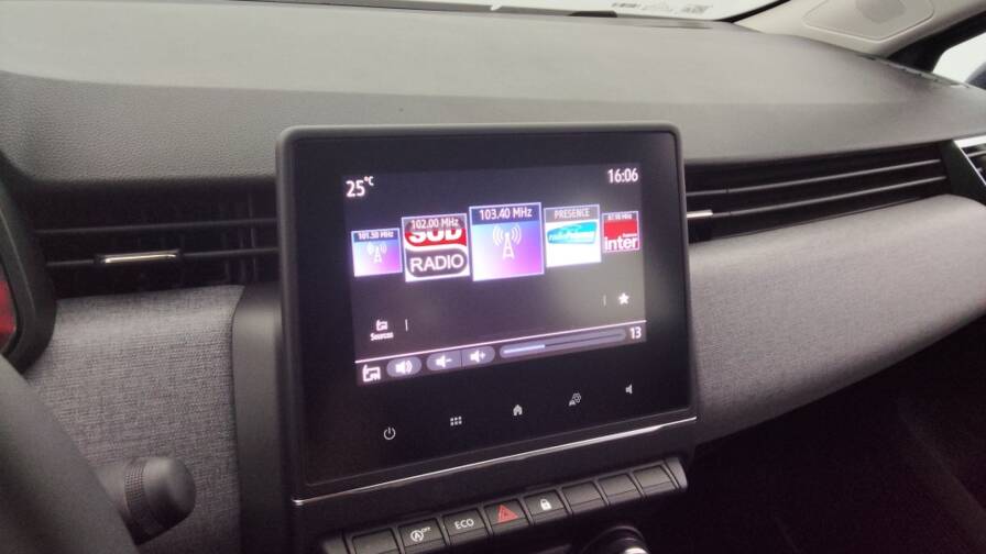 Mandataire Automobile neuf, recherche de Renault Clio-1-5-dci-100ch-evolution-25 - E-Motors