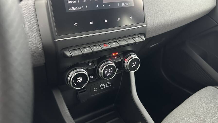 Mandataire Automobile occasion, recherche de Renault Clio-v-2-1-0-tce-90ch-evolution - E-Motors