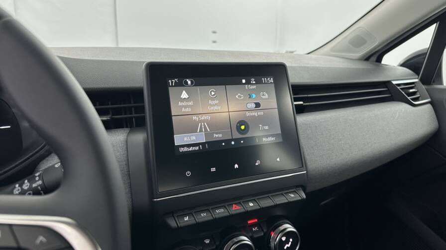 Mandataire Automobile neuf, recherche de Renault Clio-v-2-e-tech-full-hybrid-145ch-evolution - E-Motors