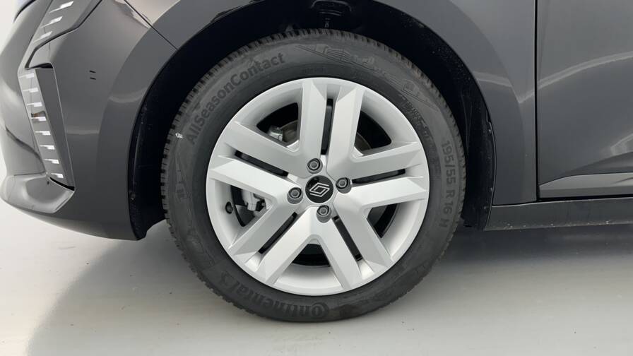 Mandataire Automobile neuf, recherche de Renault Clio-v-2-e-tech-full-hybrid-145ch-evolution - E-Motors