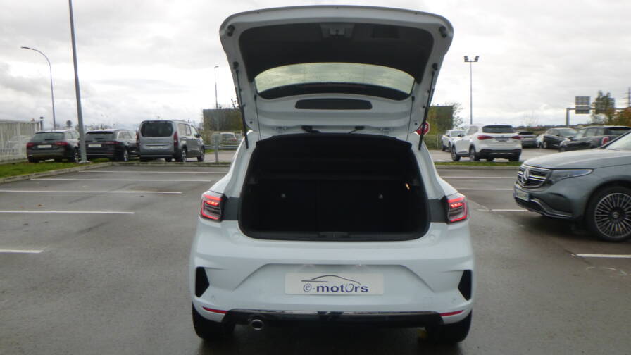 Mandataire Automobile neuf, recherche de Renault Clio-tce-90-x-tronic-techno-plus-pack-look - E-Motors