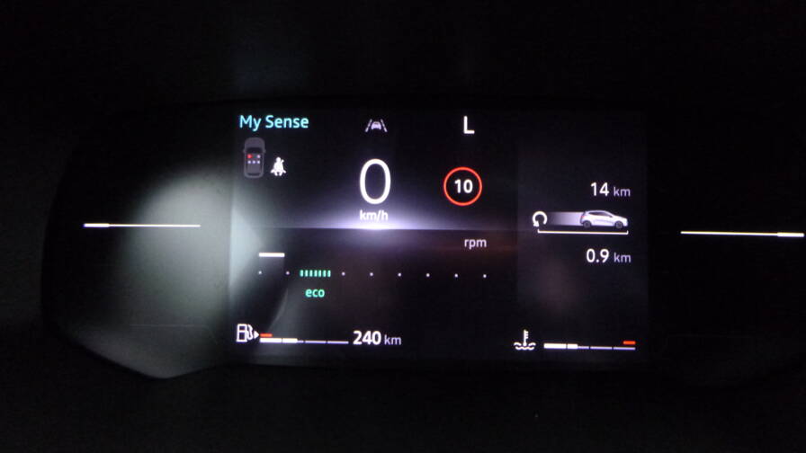 Mandataire Automobile neuf, recherche de Renault Clio-tce-90-x-tronic-techno-plus-pack-look - E-Motors