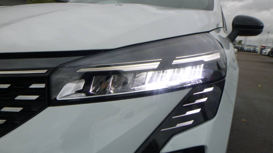 Mandataire Automobile neuf, recherche de Renault Clio-tce-90-x-tronic-techno-plus-pack-look - E-Motors