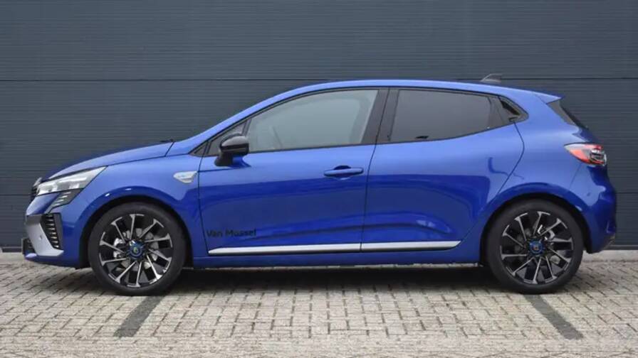 Mandataire Automobile neuf, recherche de Renault Clio-e-tech-full-hybrid-145-esprit-alpine - E-Motors