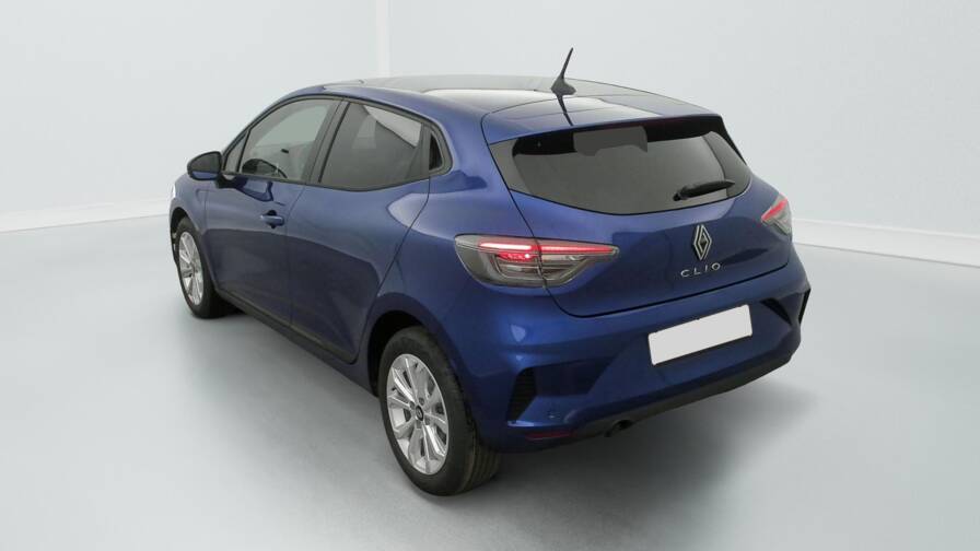 Mandataire Automobile neuf, recherche de Renault Clio-5-blue-dci-100-ch-gsr2-evolution - E-Motors